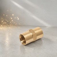 Соединение внутренняя резьба 1/4" х внутренняя резьба 1/4"