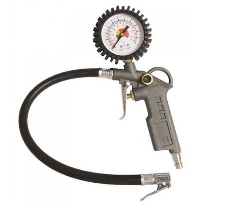 AutoMax TG-16 Пистолет для подкачки шин с манометром, шкалы 0-16 bar / 0-220 psi